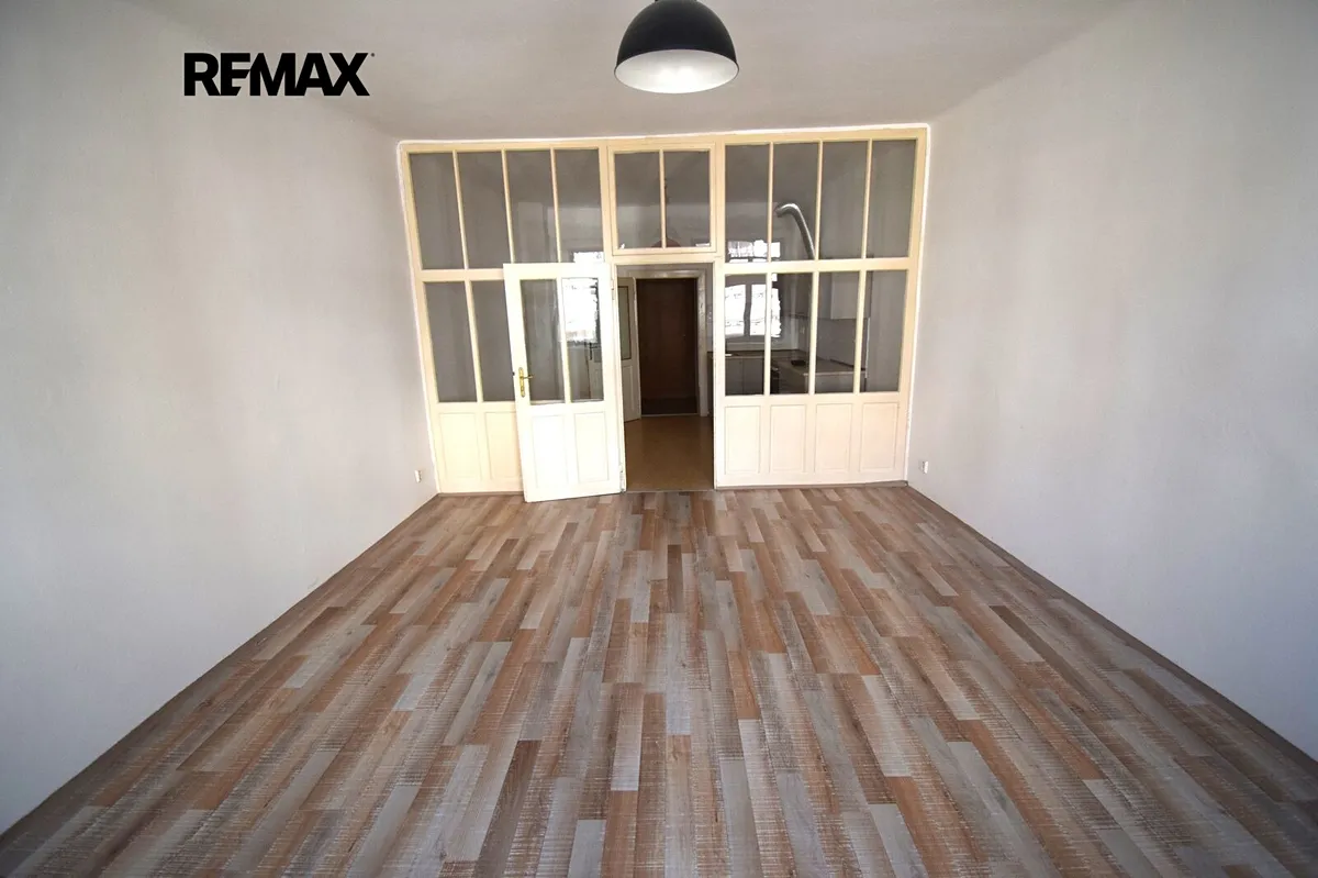 Pronájem bytu 1+1 49 m²